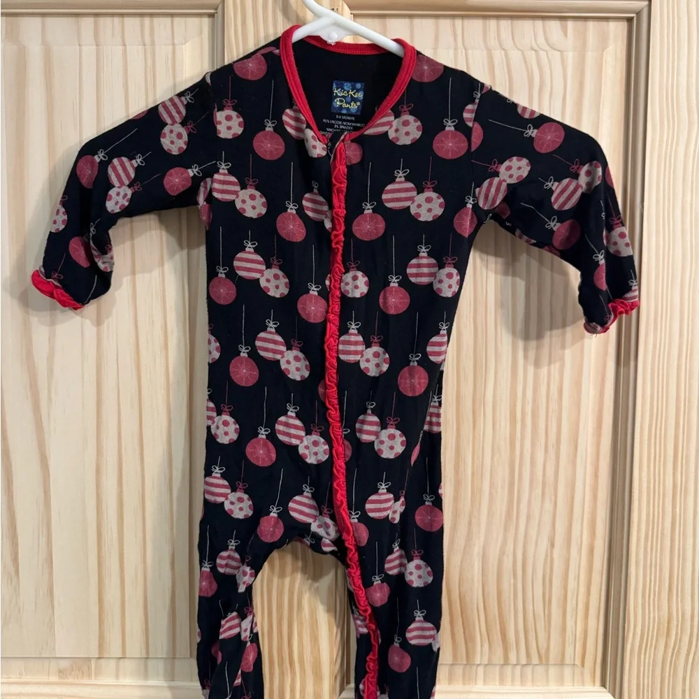 KicKee Pants Christmas Ornament‎ Ruffle Zip Romper Bamboo Viscose 6-9 Months